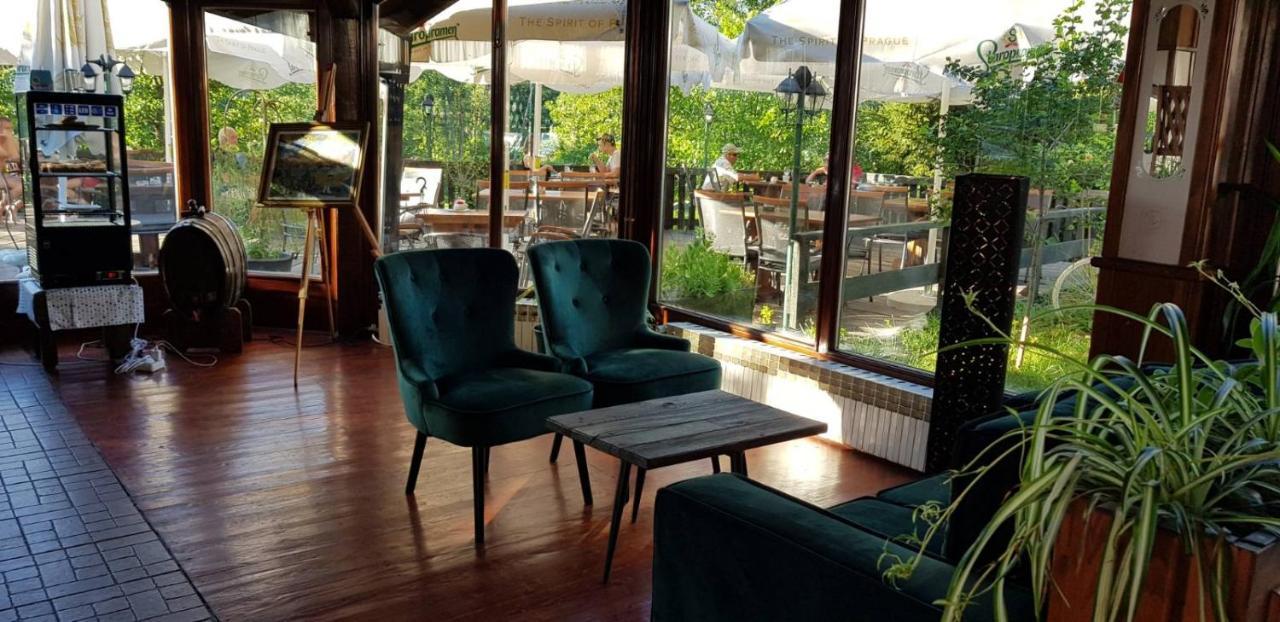 Rooms Brig Duga Resa Exterior foto
