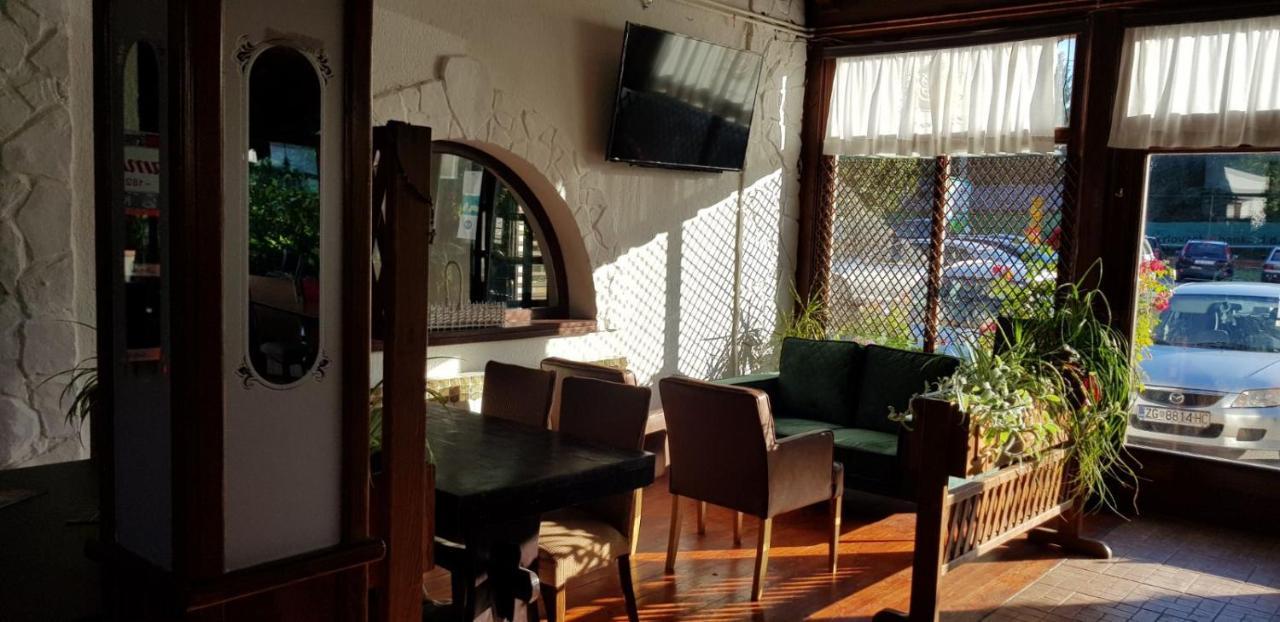 Rooms Brig Duga Resa Exterior foto